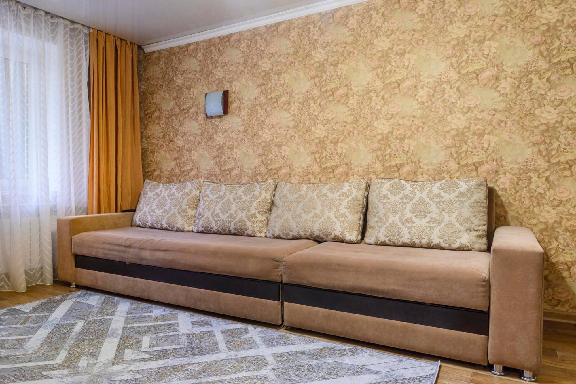 408 Lighthouse - Traveler's Choice Apartment Almaty